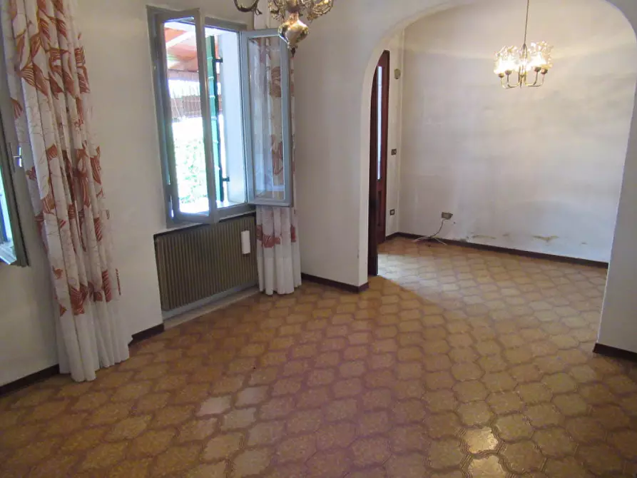 Immagine 3 di Casa indipendente in vendita  in Via Venerio Monti a Maserada Sul Piave