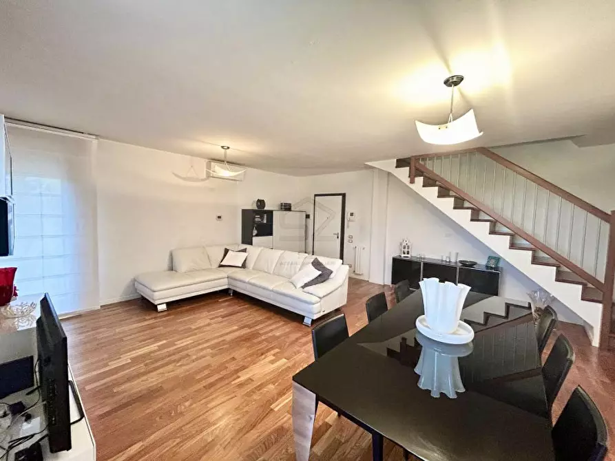 Immagine 1 di Appartamento in vendita  in Via Fondà a Padova