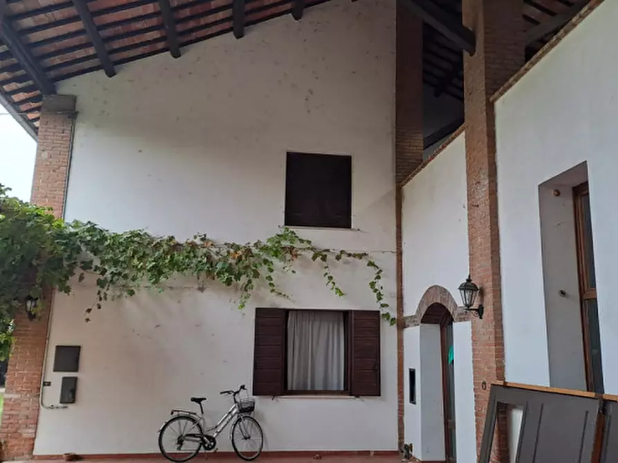 Immagine 2 di Attività commerciale in affitto  in Via per Montemerlo a Teolo