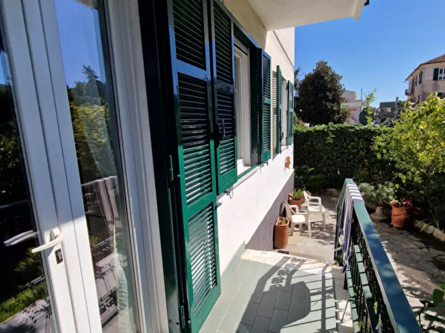 Immagine 7 di Appartamento in vendita  in Via Bosena a Rapallo