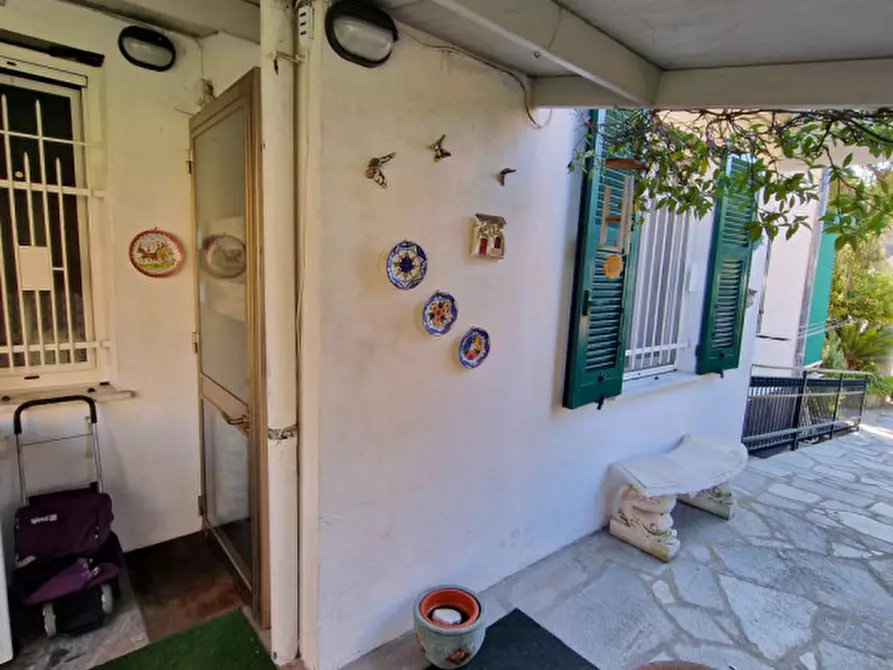 Immagine 9 di Appartamento in vendita  in Via Bosena a Rapallo