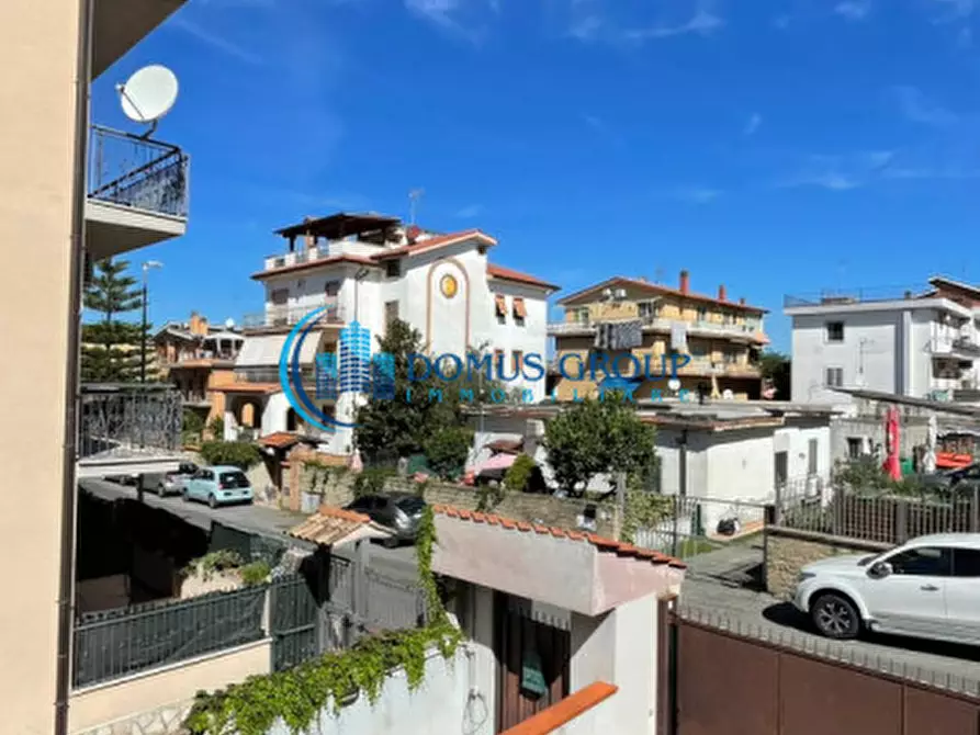 Immagine 68 di Casa quadrifamiliare in vendita  in Via Rezzato a Roma