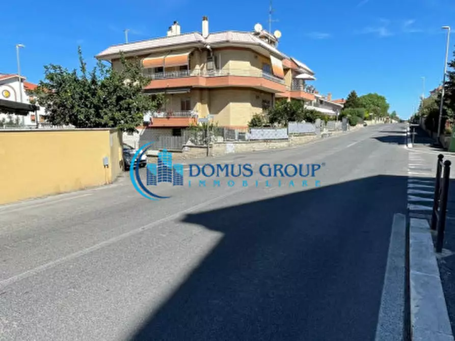 Immagine 71 di Casa quadrifamiliare in vendita  in Via Rezzato a Roma