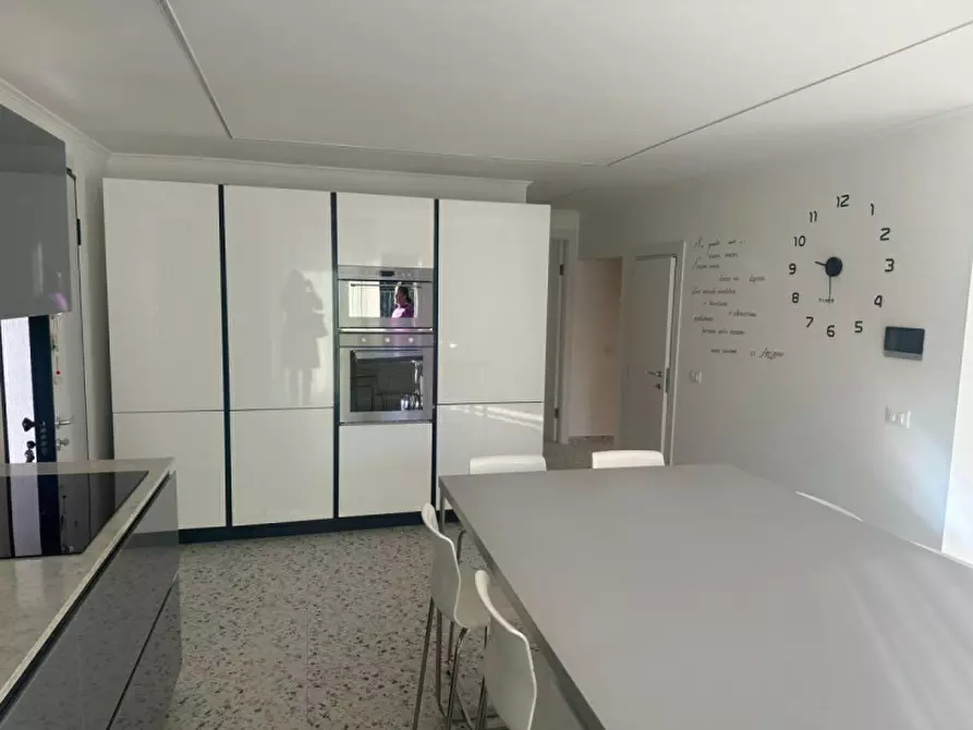 Immagine 4 di Casa indipendente in vendita  in via terraglio a Venezia