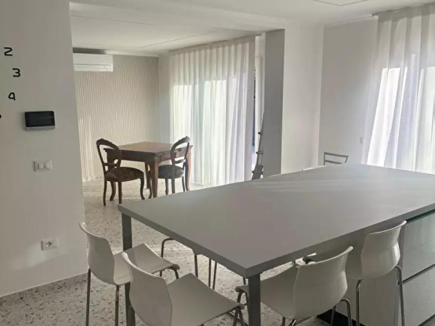 Immagine 25 di Casa indipendente in vendita  in via terraglio a Venezia