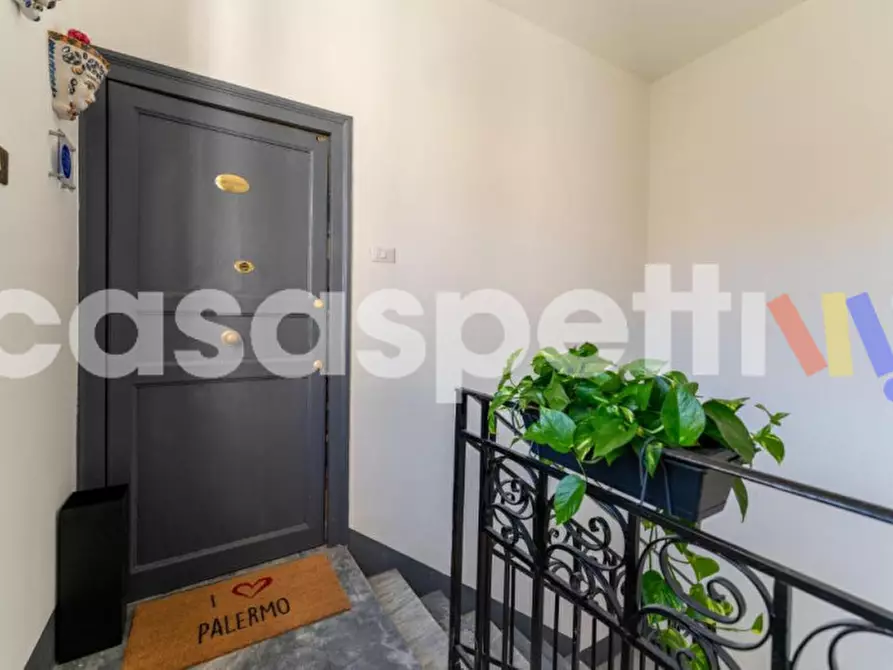 Immagine 5 di Bed & Breakfast in vendita  in Via Gregorio Ugdulena a Palermo