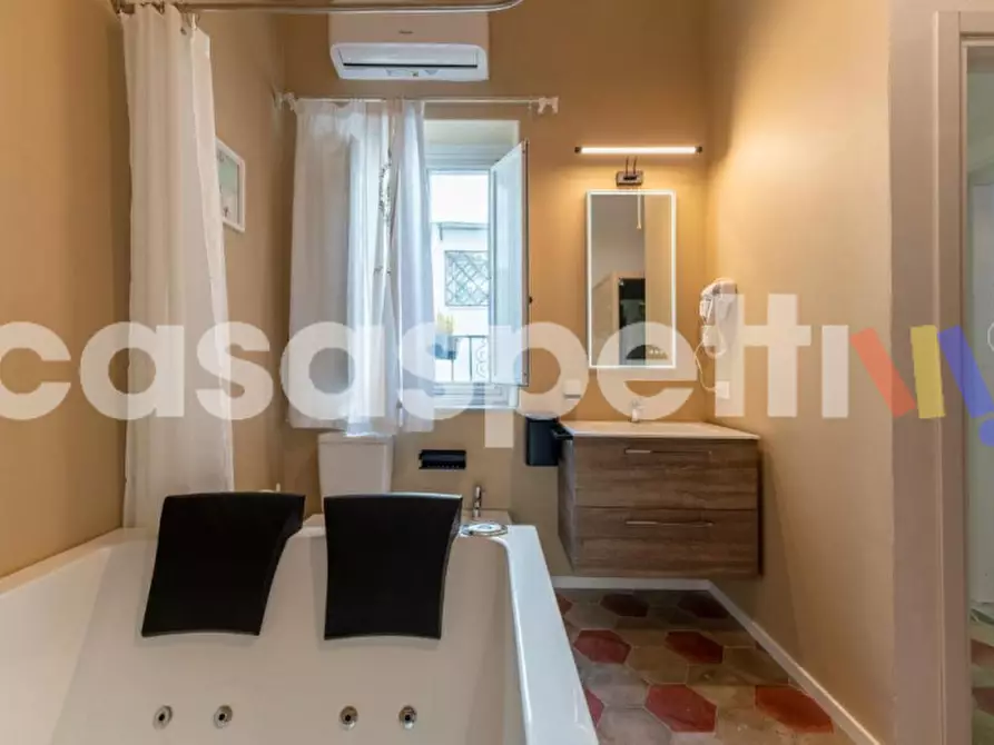 Immagine 9 di Bed & Breakfast in vendita  in Via Gregorio Ugdulena a Palermo