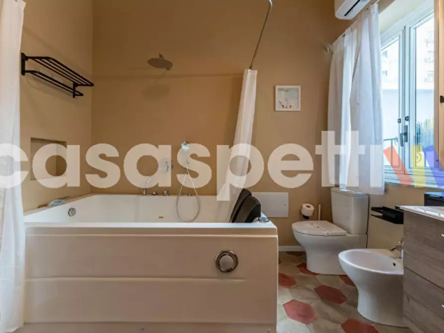 Immagine 13 di Bed & Breakfast in vendita  in Via Gregorio Ugdulena a Palermo