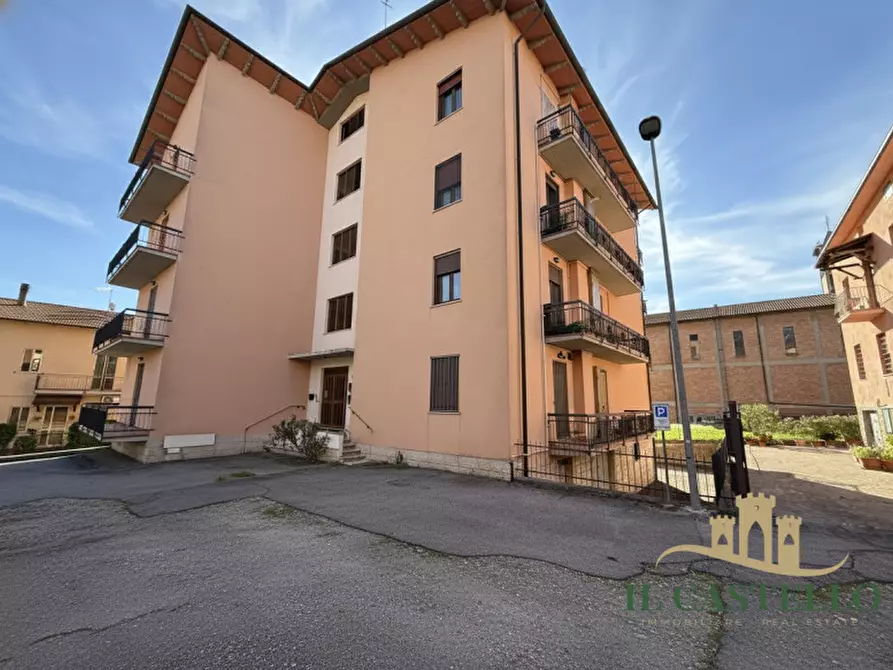 Immagine 16 di Appartamento in vendita  in Via Lombroni a Città Della Pieve