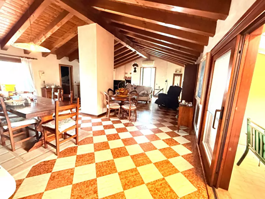 Immagine 3 di Attico in vendita  a Castelfranco Veneto