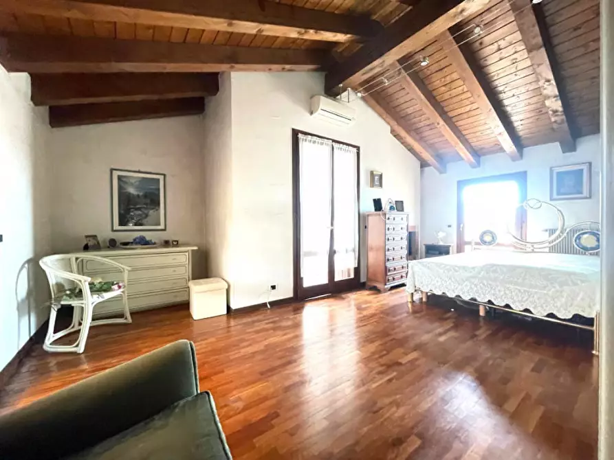 Immagine 5 di Attico in vendita  a Castelfranco Veneto