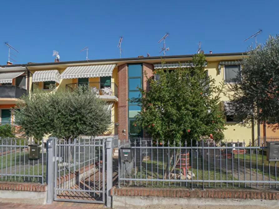 Immagine 7 di Appartamento in vendita  in Quartiere Aldo Moro a Monteforte D'alpone