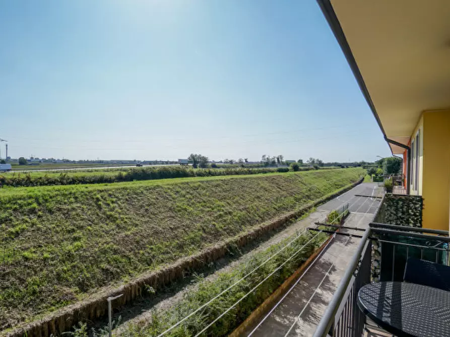 Immagine 8 di Appartamento in vendita  in Quartiere Aldo Moro a Monteforte D'alpone