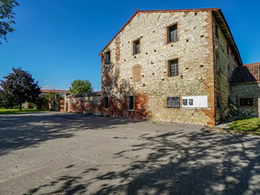 Immagine 18 di Rustico / casale in vendita  a Arcole