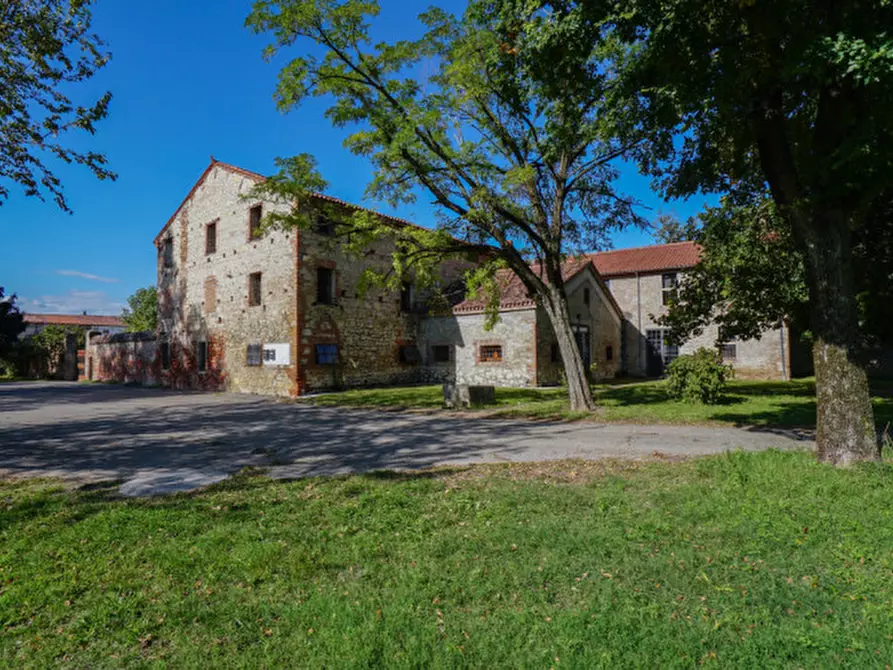 Immagine 21 di Rustico / casale in vendita  a Arcole