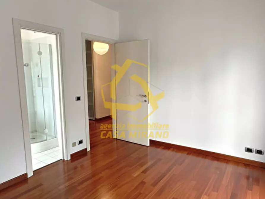 Immagine 6 di Appartamento in vendita  in Via Ermanno Wolf Ferrari a Mirano