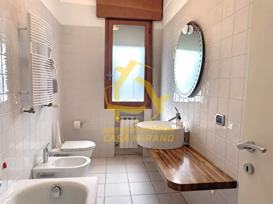 Immagine 11 di Appartamento in vendita  in Via Ermanno Wolf Ferrari a Mirano