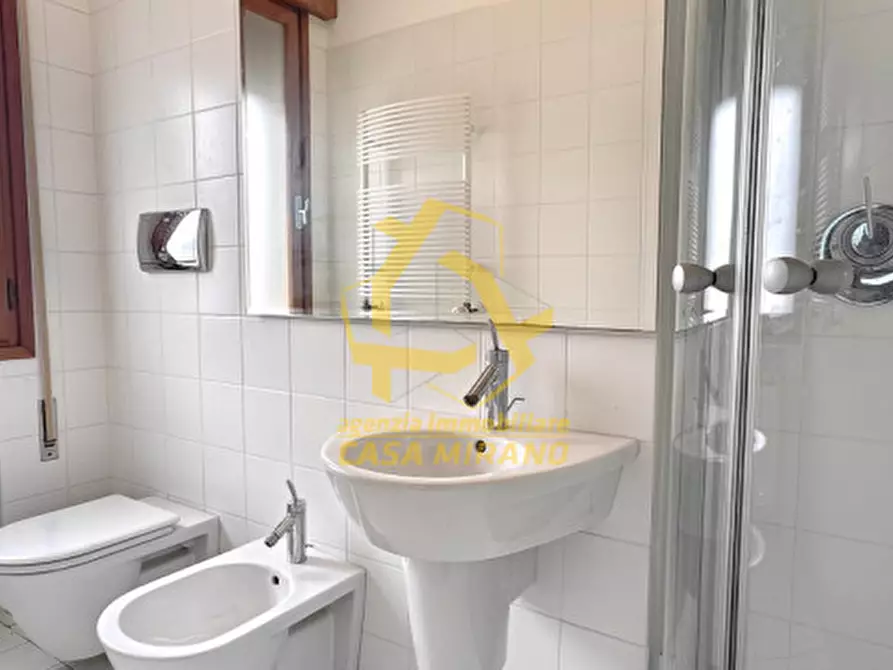 Immagine 12 di Appartamento in vendita  in Via Ermanno Wolf Ferrari a Mirano