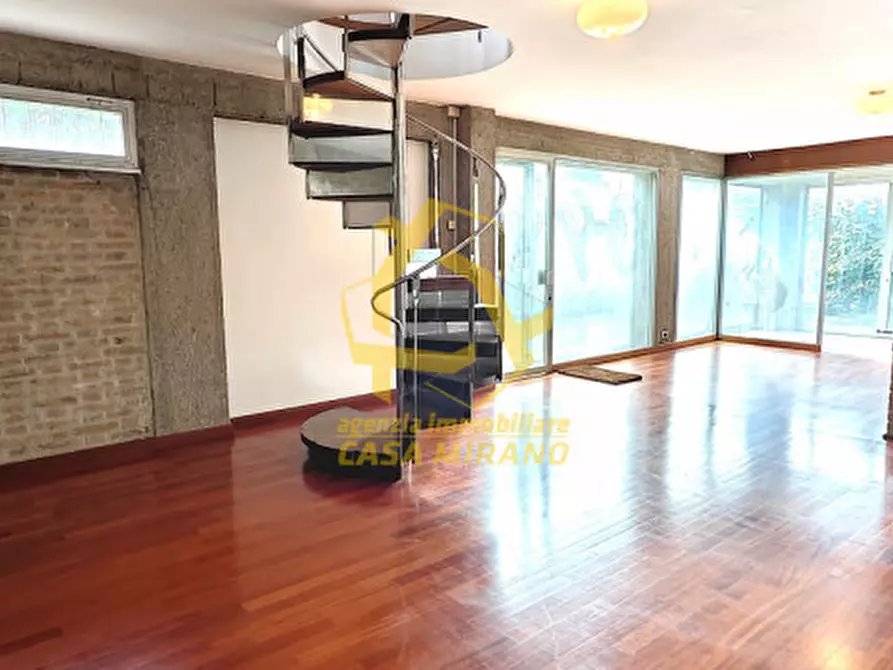 Immagine 15 di Appartamento in vendita  in Via Ermanno Wolf Ferrari a Mirano