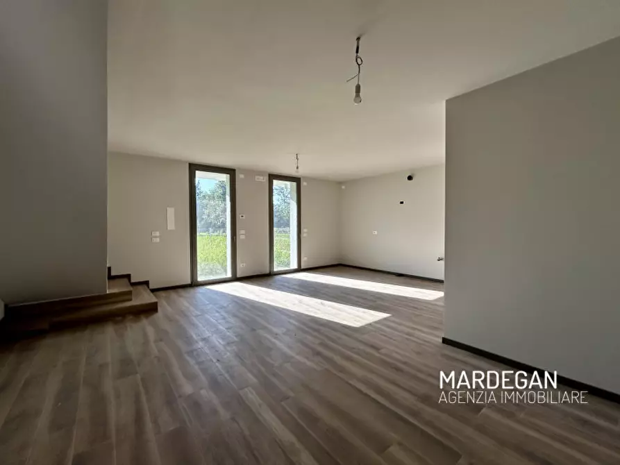 Immagine 3 di Villetta a schiera in vendita  in VIA RIZIERI SERATO a San Martino Di Lupari