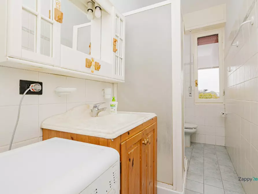 Immagine 17 di Appartamento in affitto  in Via Salvatore Barzilai a Milano