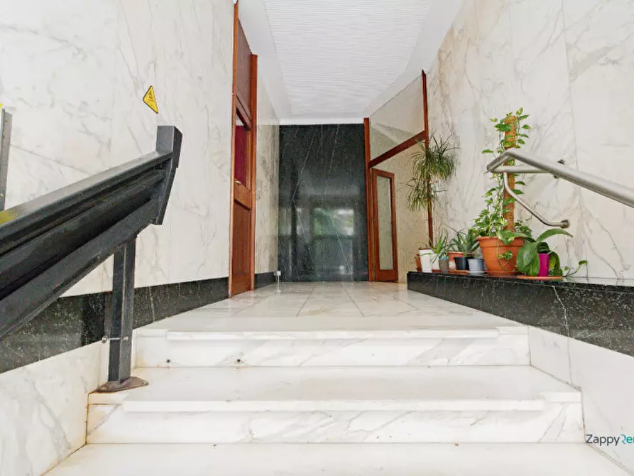 Immagine 22 di Appartamento in affitto  in Via Salvatore Barzilai a Milano