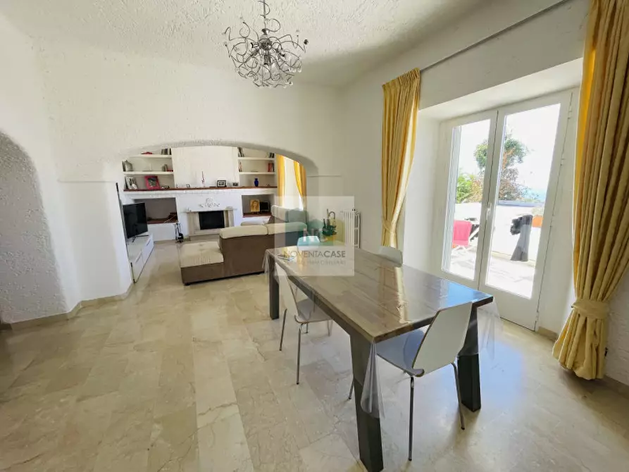 Immagine 2 di Villa in vendita  in via ciglio 150 a Serrara Fontana