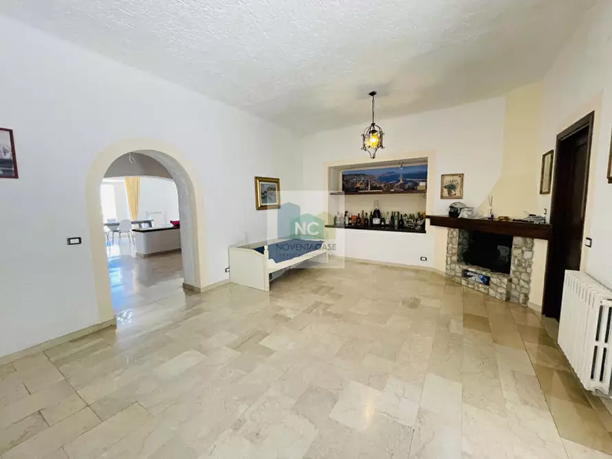 Immagine 10 di Villa in vendita  in via ciglio 150 a Serrara Fontana