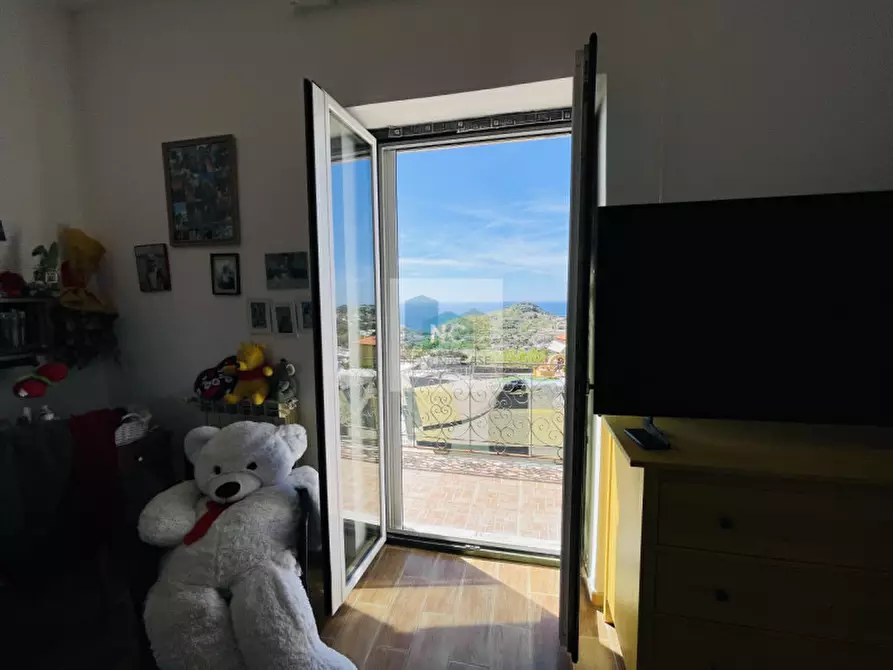 Immagine 21 di Villa in vendita  in via ciglio 150 a Serrara Fontana