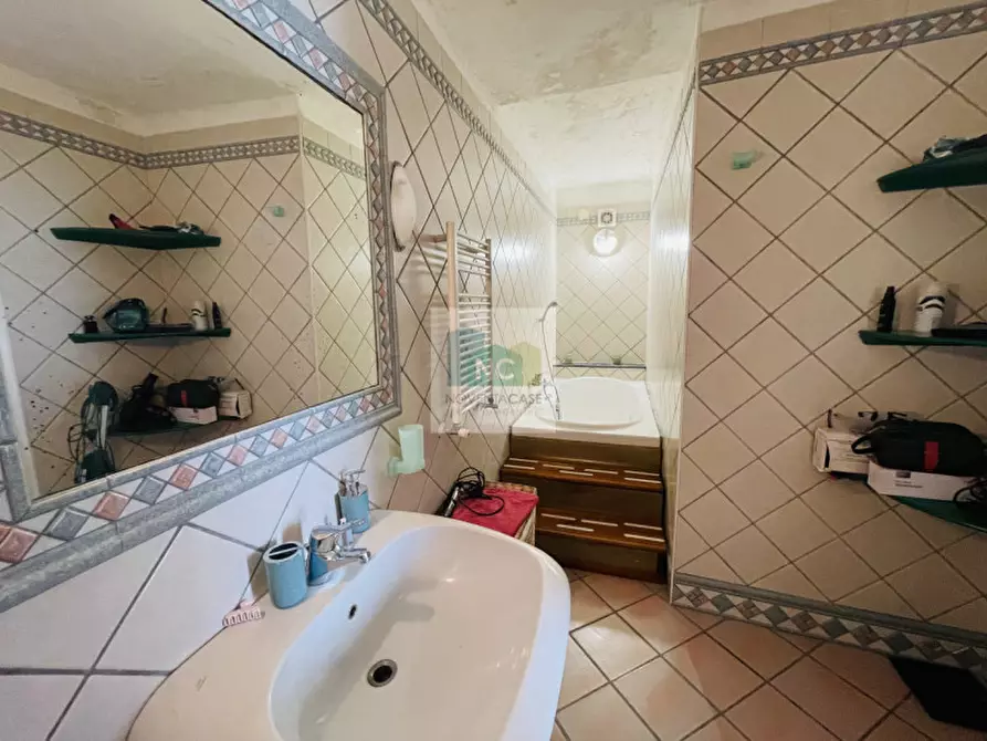 Immagine 40 di Villa in vendita  in via ciglio 150 a Serrara Fontana