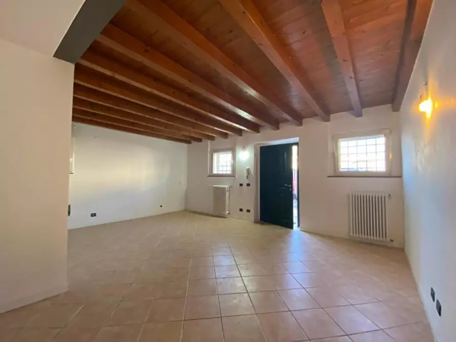 Immagine 2 di Appartamento in vendita  a Mozzecane