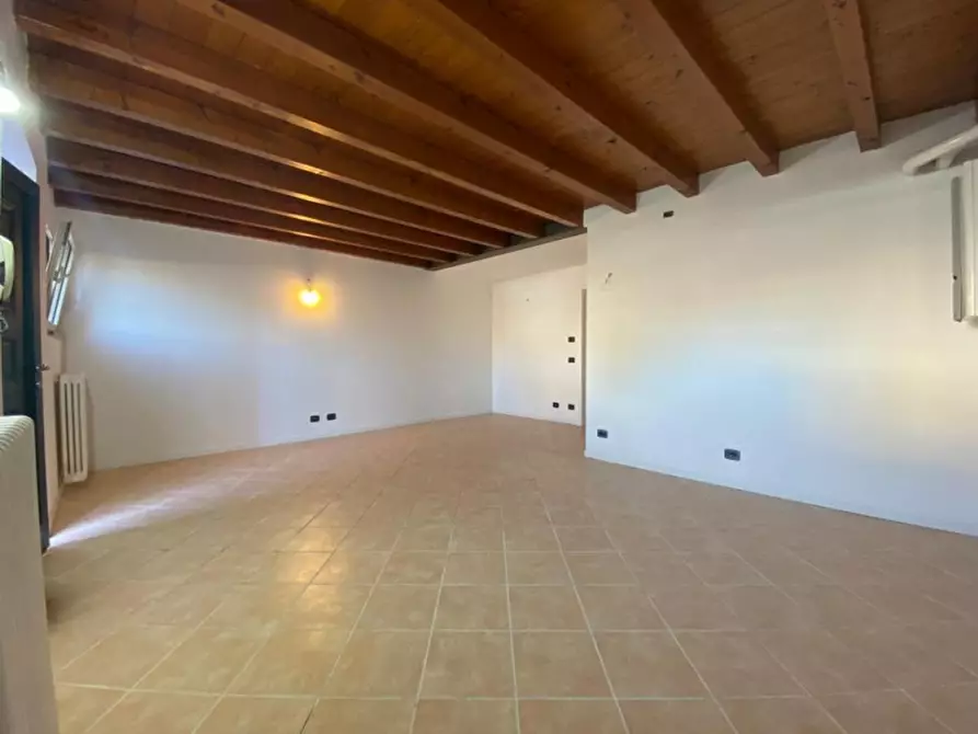 Immagine 3 di Appartamento in vendita  a Mozzecane