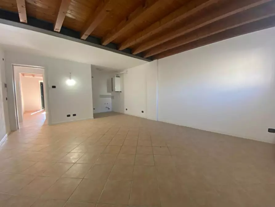 Immagine 4 di Appartamento in vendita  a Mozzecane