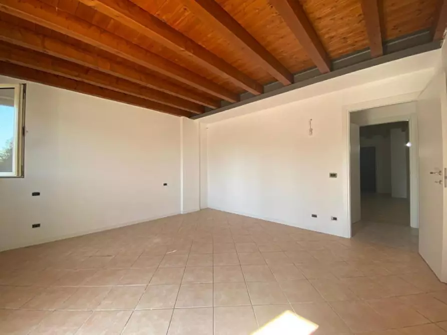 Immagine 8 di Appartamento in vendita  a Mozzecane