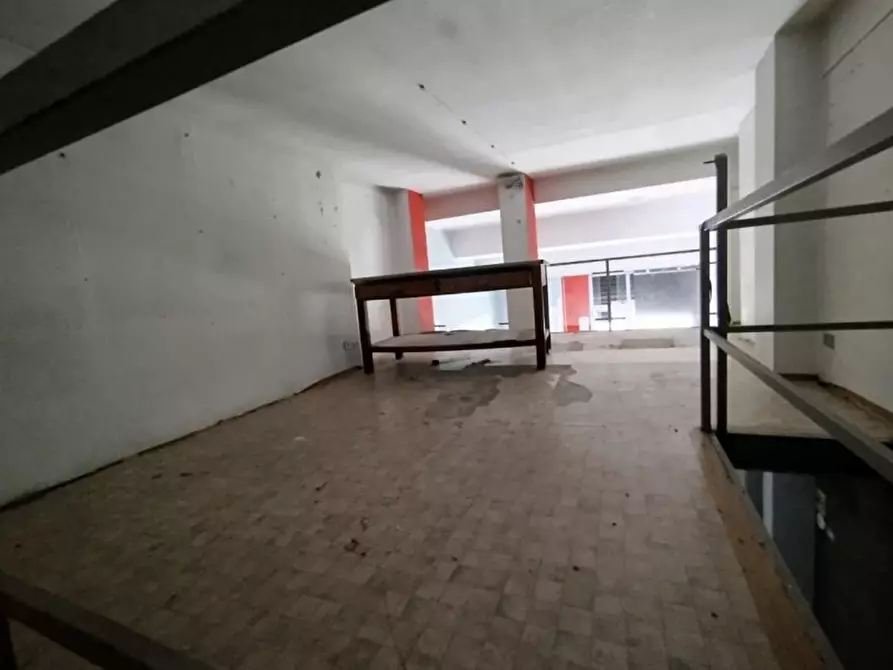 Immagine 5 di Negozio in vendita  in Via Nicola Fabrizi 140 a Torino