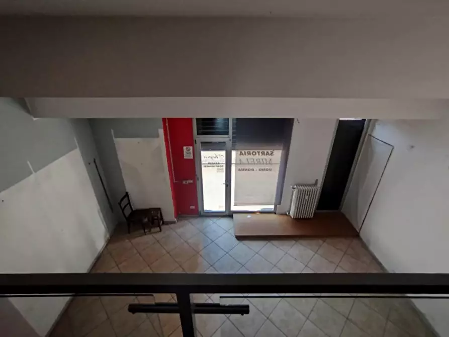 Immagine 6 di Negozio in vendita  in Via Nicola Fabrizi 140 a Torino