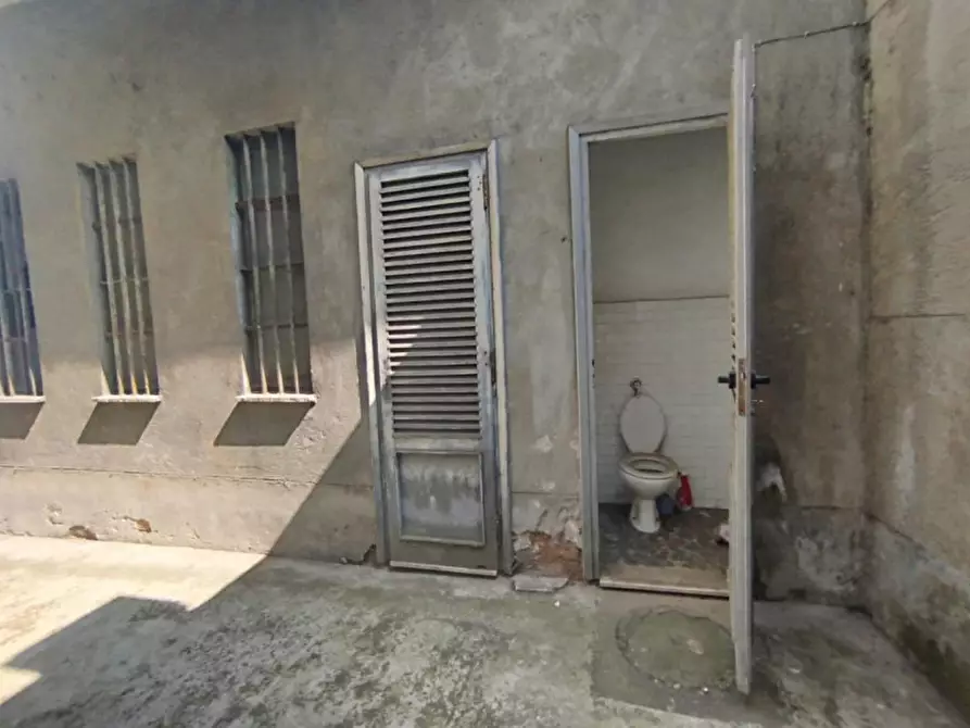 Immagine 9 di Negozio in vendita  in Via Nicola Fabrizi 140 a Torino