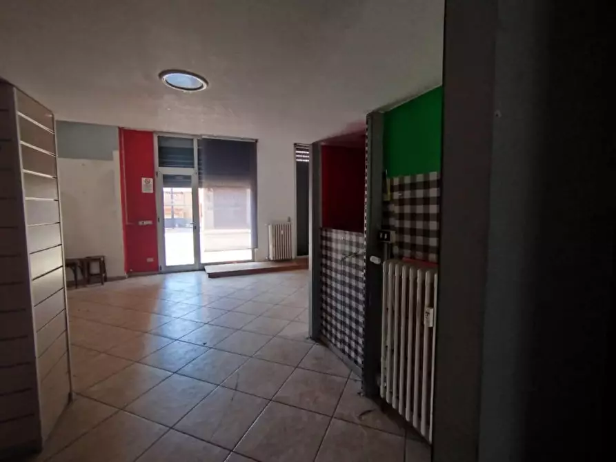 Immagine 14 di Negozio in vendita  in Via Nicola Fabrizi 140 a Torino