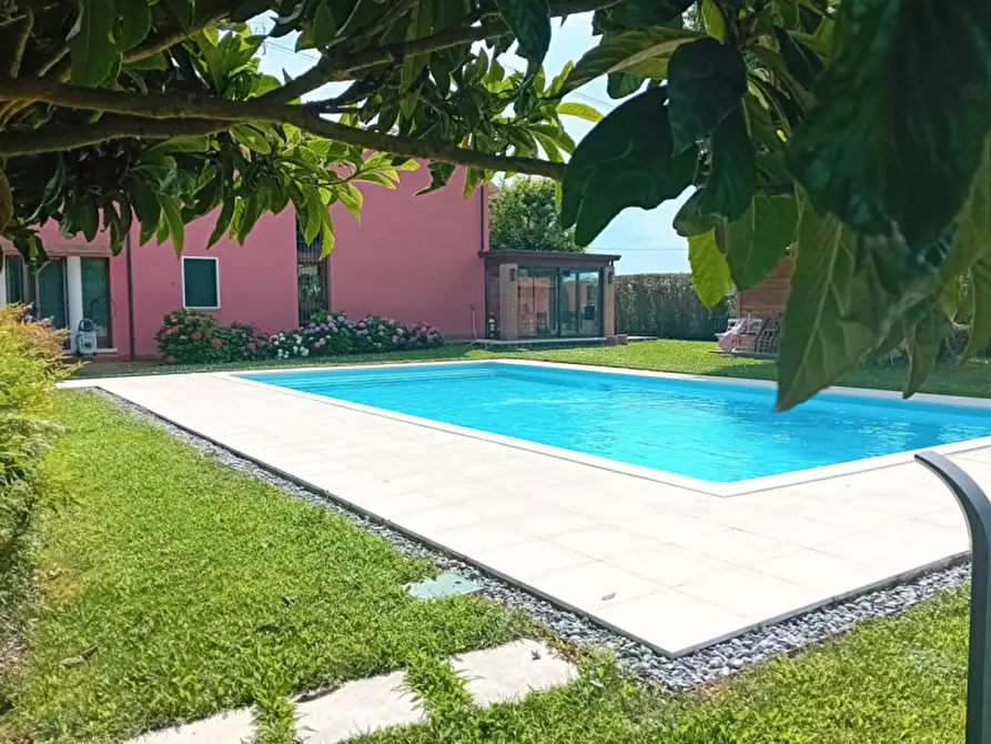 Immagine 3 di Villa in vendita  in Via Perarolo a Saccolongo