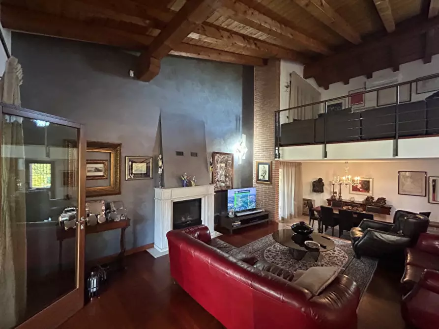 Immagine 3 di Villa in vendita  in Via Perarolo a Saccolongo