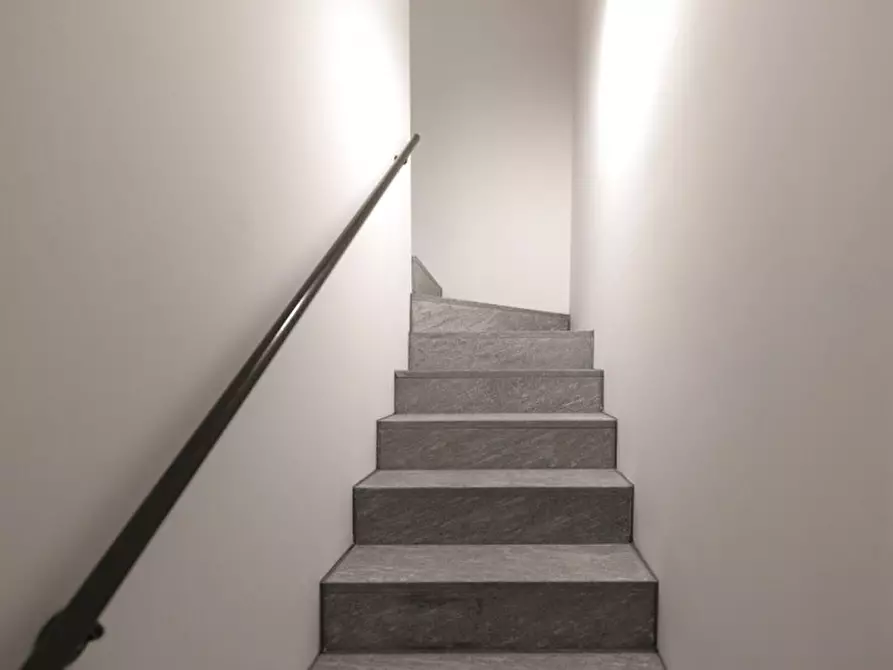 Immagine 5 di Appartamento in affitto  in Via Vittorio Emanuele, 115 a Como