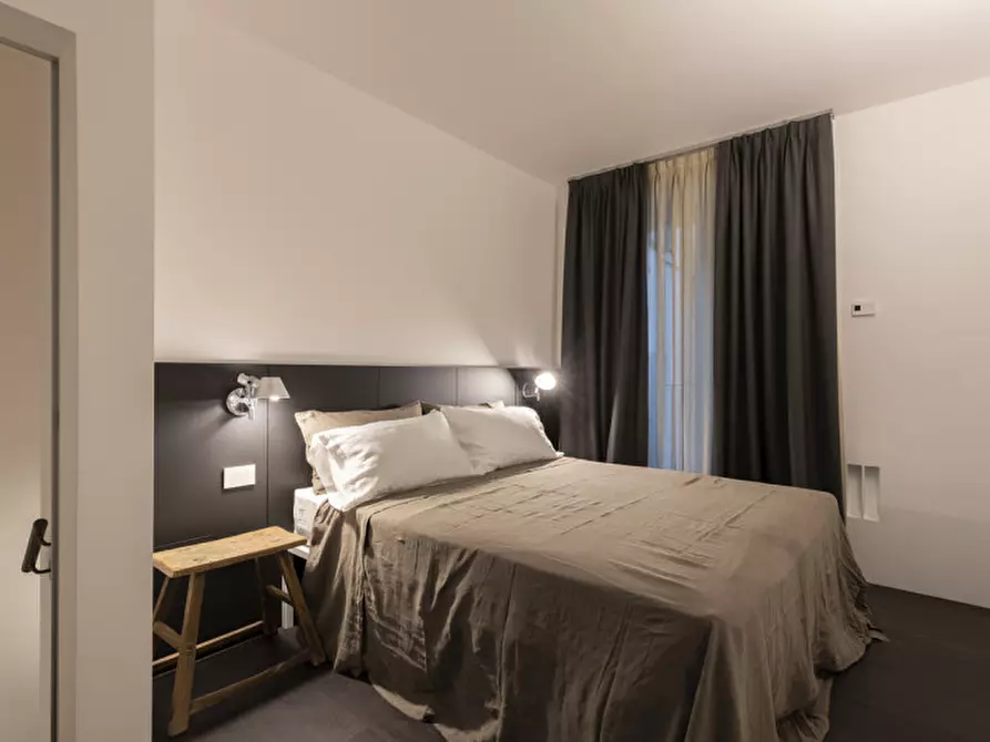 Immagine 13 di Appartamento in affitto  in Via Vittorio Emanuele, 115 a Como