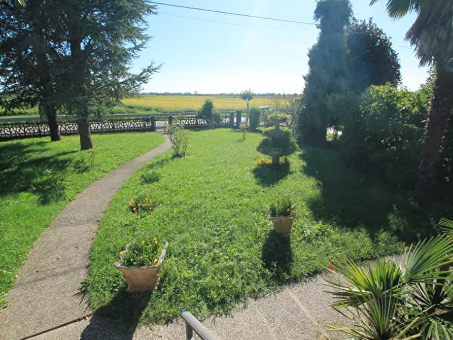 Immagine 1 di Casa indipendente in vendita  in Via Tabina 43 a San Donà Di Piave