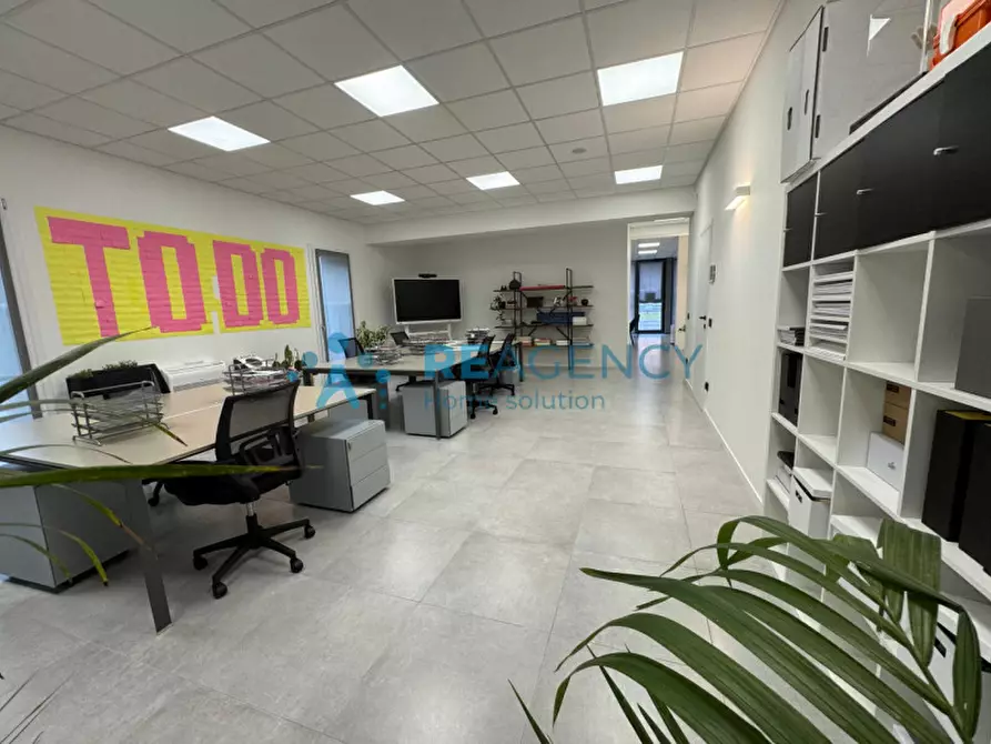 Immagine 11 di Ufficio in affitto  in Vicenza, Viale Trieste 95 a Vicenza