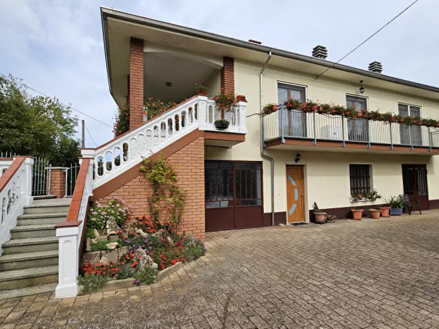 Immagine 1 di Casa indipendente in vendita  in VIA SILVA 15 a Portacomaro