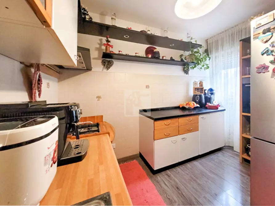 Immagine 8 di Appartamento in vendita  in Viale Primo Maggio a Riva Del Garda