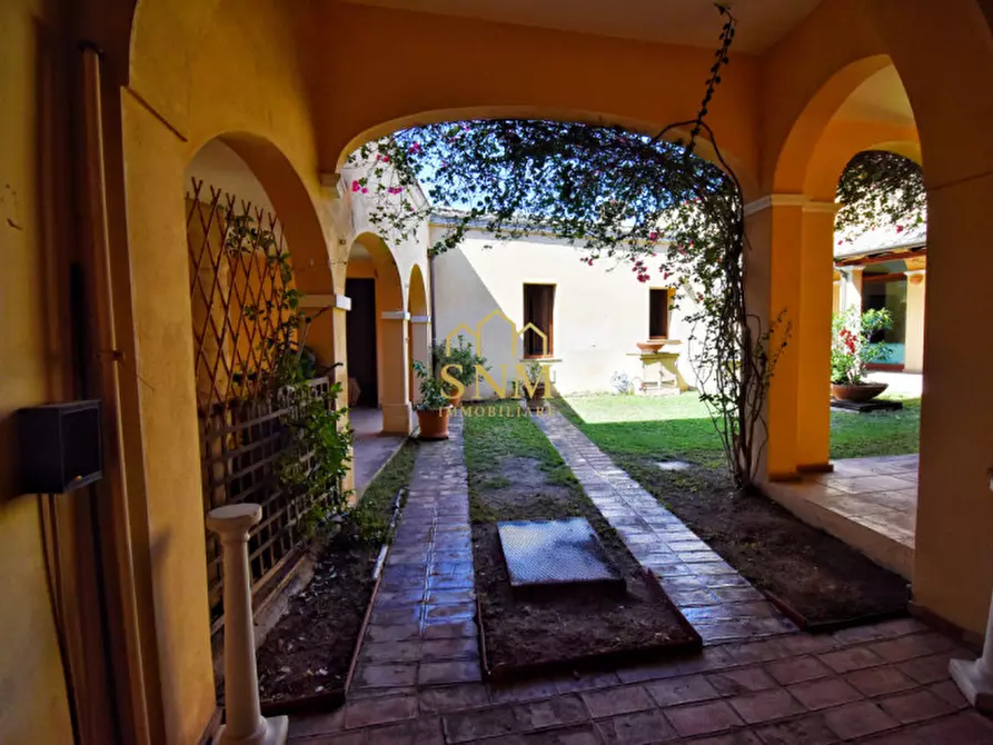 Immagine 3 di Villa in vendita  in Via Raffaele Piras 5 a Quartucciu