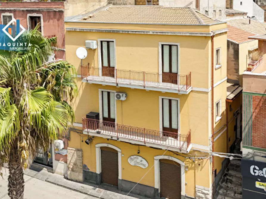 Immagine 1 di Casa indipendente in vendita  in Via Guglielmo Marconi n.01 a Palagonia