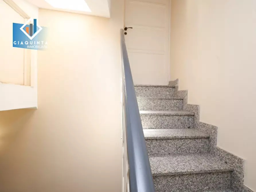 Immagine 9 di Casa indipendente in vendita  in Via Guglielmo Marconi n.01 a Palagonia