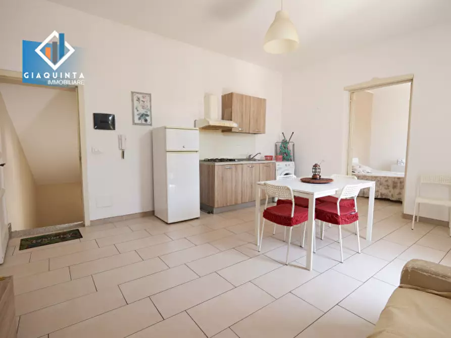 Immagine 11 di Casa indipendente in vendita  in Via Guglielmo Marconi n.01 a Palagonia